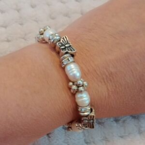Elegant Pearl and Silver Butterfly Bracelet